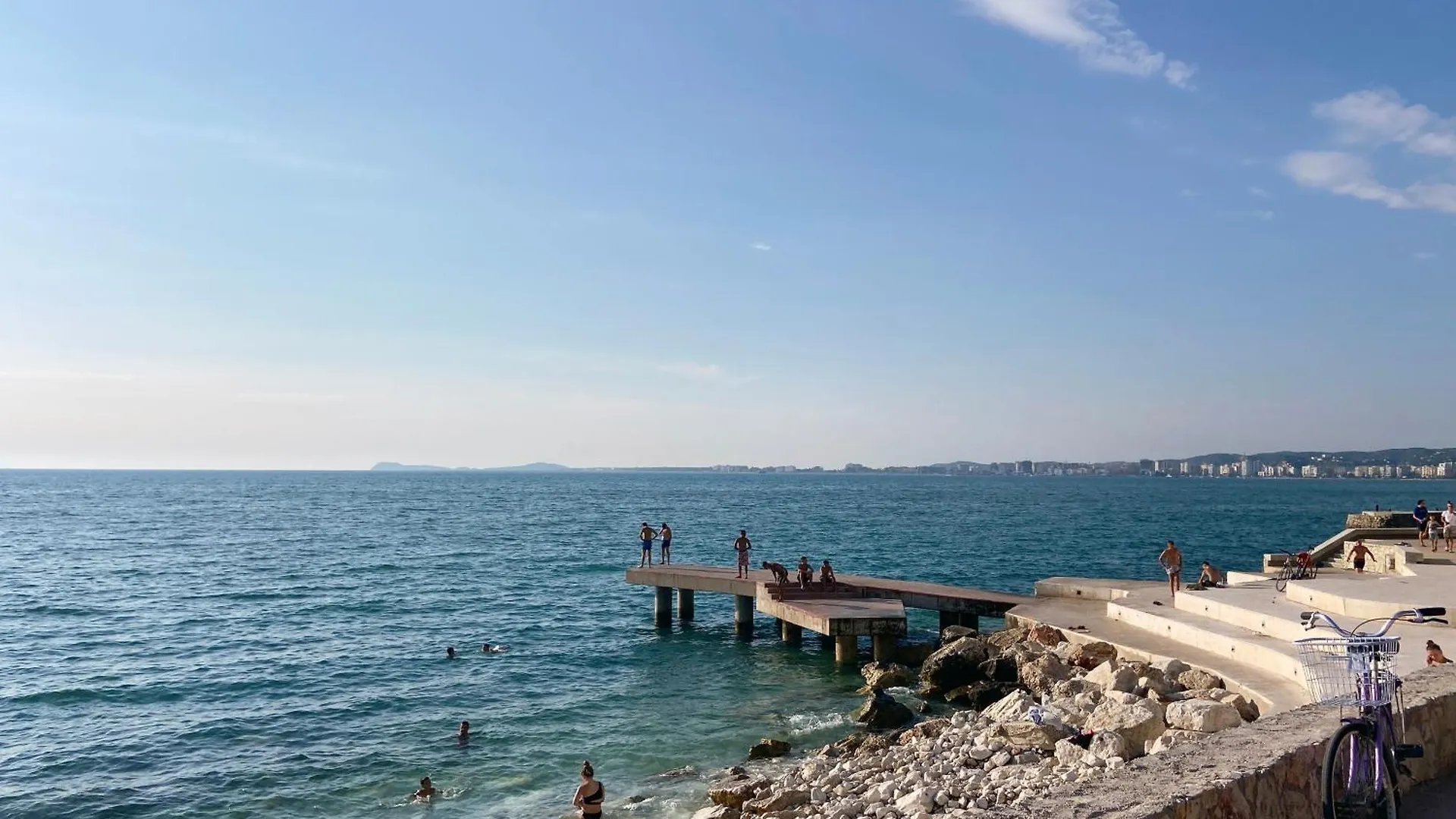 Modern Oasis Beach Appartement Vlorë